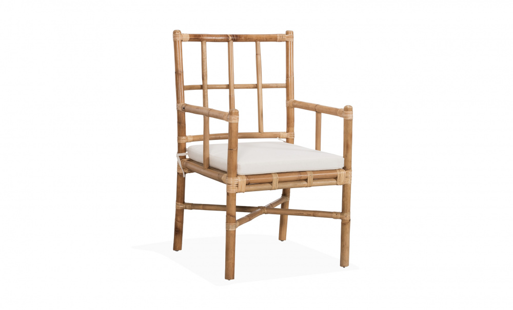 FUJI Matgrupp 4 Stolar i gruppen Matplats / Bord / Matgrupper / Matgrupp 4 stolar hos SoffaDirekt.se (FUTABLE100-CHAIR4)