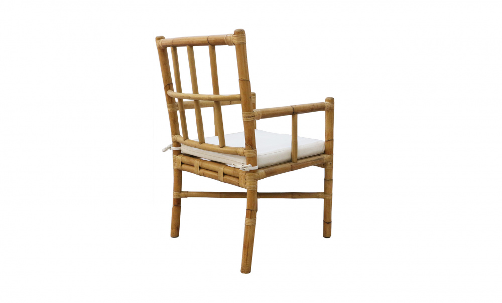 FUJI Matgrupp 4 Stolar i gruppen Matplats / Bord / Matgrupper / Matgrupp 4 stolar hos SoffaDirekt.se (FUTABLE100-CHAIR4)