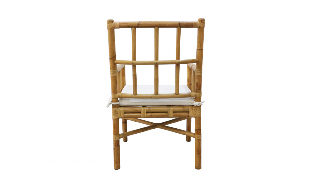 FUJI Matgrupp 4 Stolar i gruppen Matplats / Bord / Matgrupper / Matgrupp 4 stolar hos SoffaDirekt.se (FUTABLE100-CHAIR4)