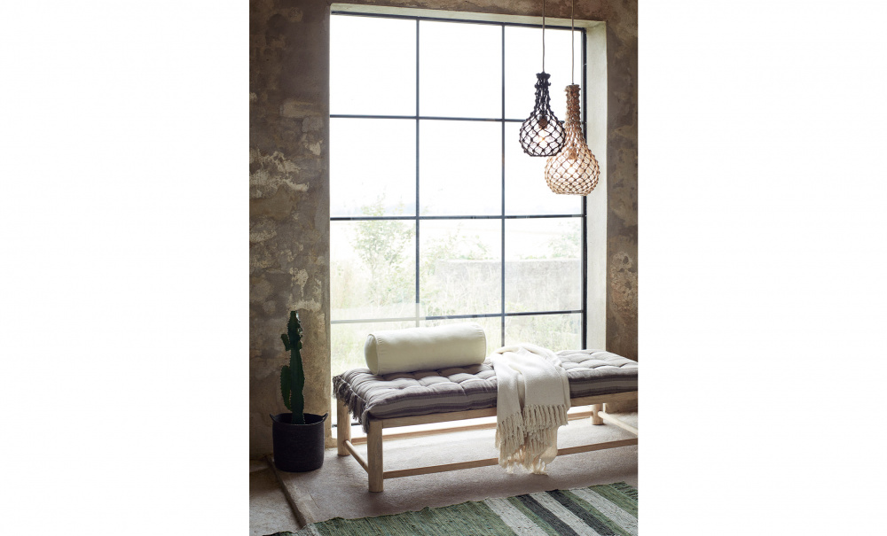 TAKLAMPA D25 Klar/Natur i gruppen Belysning / Lampor / Taklampor hos SoffaDirekt.se (IML-331B)