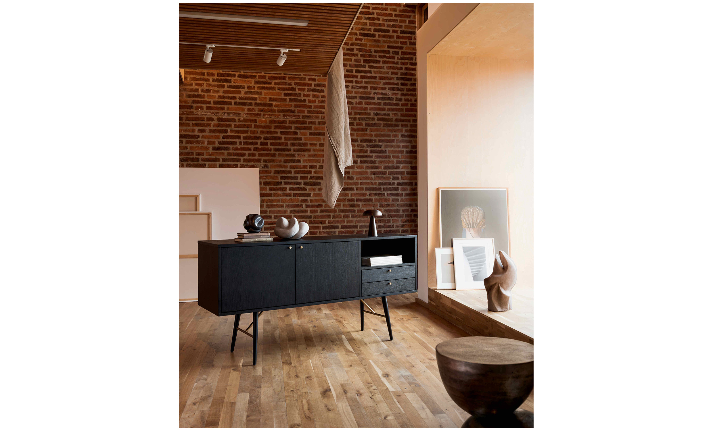 DAWN Sideboard Svart