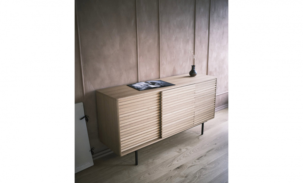 SENSE Sideboard Natur i gruppen Vardagsrum / Frvaringsmbler / Sideboards hos SoffaDirekt.se (J9690-NA)