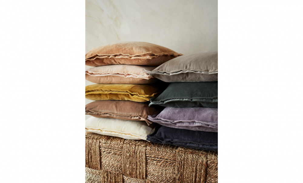 KUDDFODRAL 45x45 Senapsgul i gruppen Mattor & Textil / Prydnadskuddar / Kuddfodral hos SoffaDirekt.se (JOCU934)