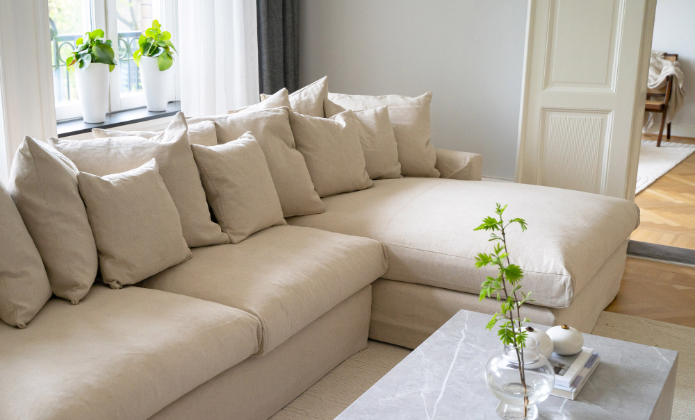 MONACO Premium Divansoffa Hger Beige i gruppen Vardagsrum / Soffor / Divansoffor hos SoffaDirekt.se (MO3DBE)