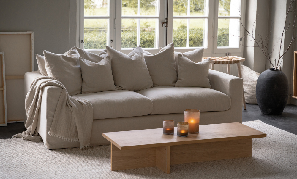 MONACO PREMIUM 3-sitssoffa Beige i gruppen Vardagsrum / Soffor / 3-sits soffor hos SoffaDirekt.se (MO3SBE)