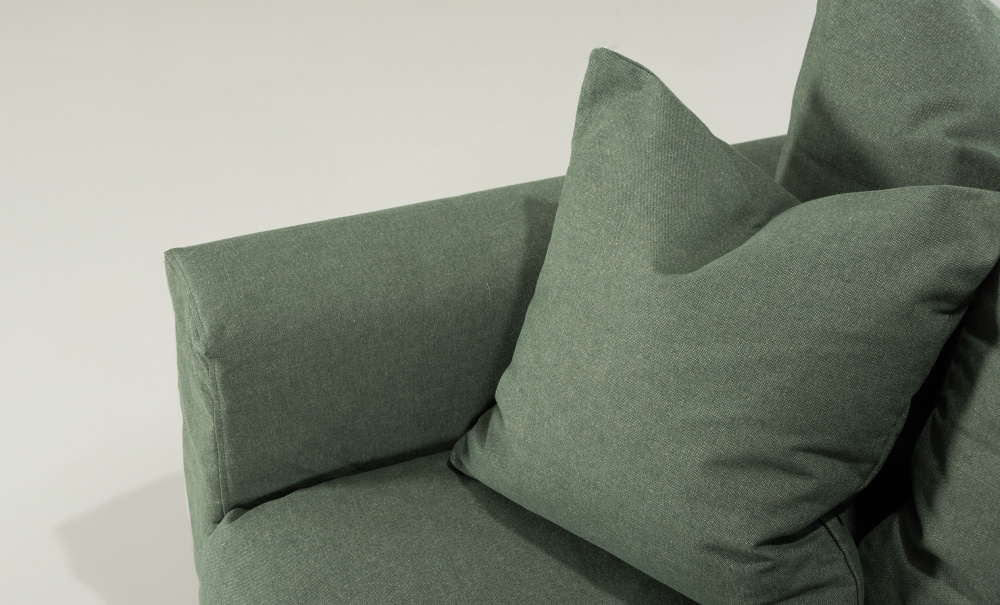 MONACO Premium 4-sitssoffa Grn i gruppen Vardagsrum / Soffor / 4-sits soffor hos SoffaDirekt.se (MO4SBR801)