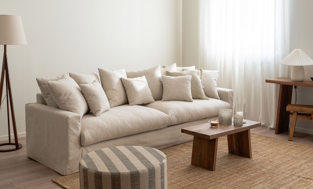 MONACO 4-sitssoffa Khaki i gruppen Vardagsrum / Soffor / 4-sits soffor hos SoffaDirekt.se (MON-4SKH)