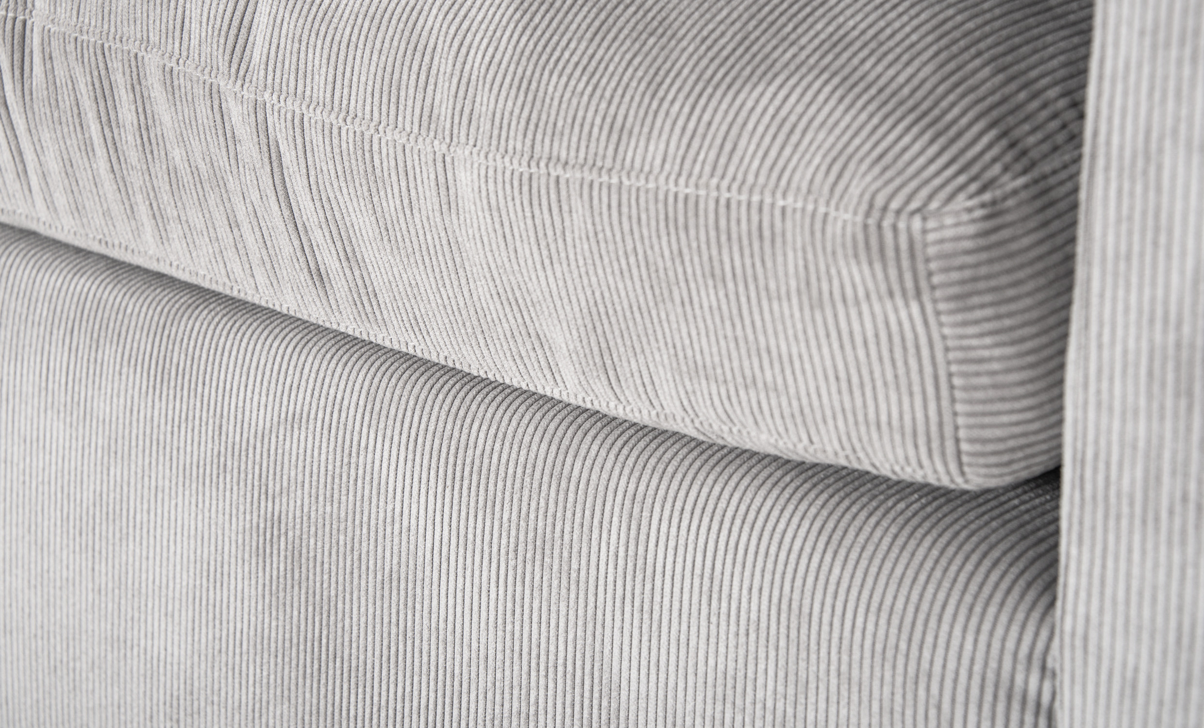 HAMILTON 3-sits Manchester Beige - Handla hos SoffaDirekt