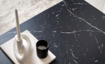 CATANIA TRIANGLE Soffbord 90 Svart