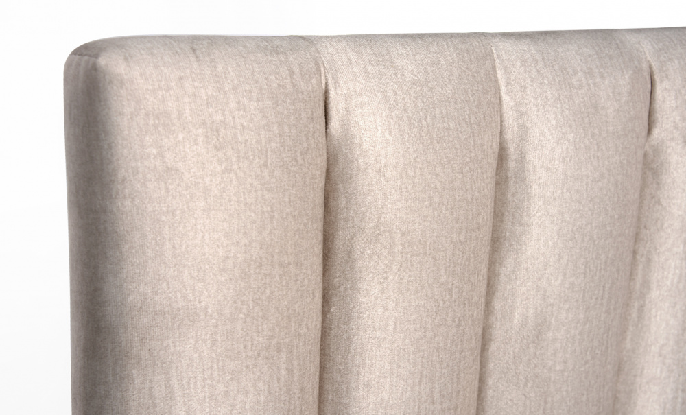 PENNY 140 Snggavel Velvet Beige i gruppen Sovrum / Snggavlar / Sammetsgavlar hos SoffaDirekt.se (PENSG140MO02)