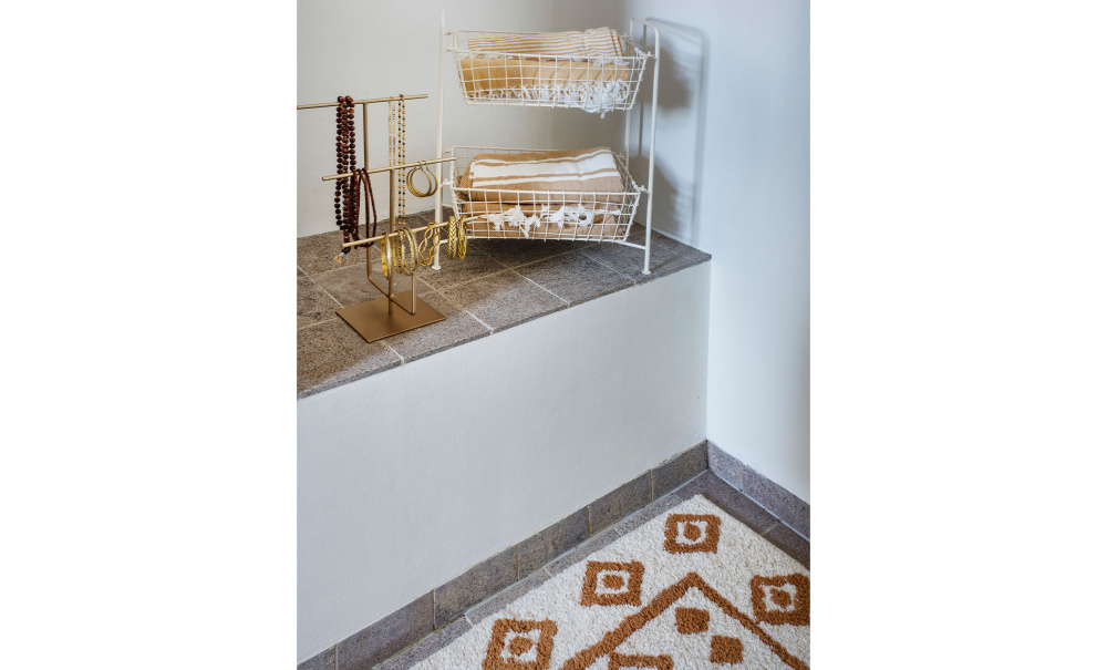 Bild nr 2 (BADRUMSMATTA 60x90 Offwhite/Senap)