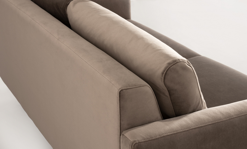 SANDHAMN 3-sitssoffa Velvet Mrkgr i gruppen Vardagsrum / Soffor / 3-sits soffor hos SoffaDirekt.se (SA3SSA18)