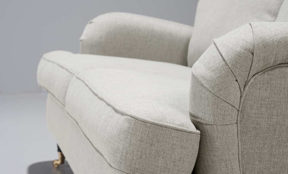 SKAGEN 2-sits Howardsoffa Beige i gruppen Vardagsrum / Soffor / 2-sits soffor hos SoffaDirekt.se (SKA2SIN22)