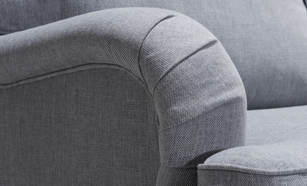 SKAGEN 2-sits Howardsoffa Ljusgr i gruppen Vardagsrum / Soffor / 2-sits soffor hos SoffaDirekt.se (SKA2SIN91)