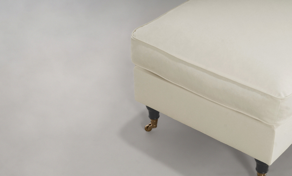 Bild nr 2 (SKAGEN Fotpall Classic Beige)