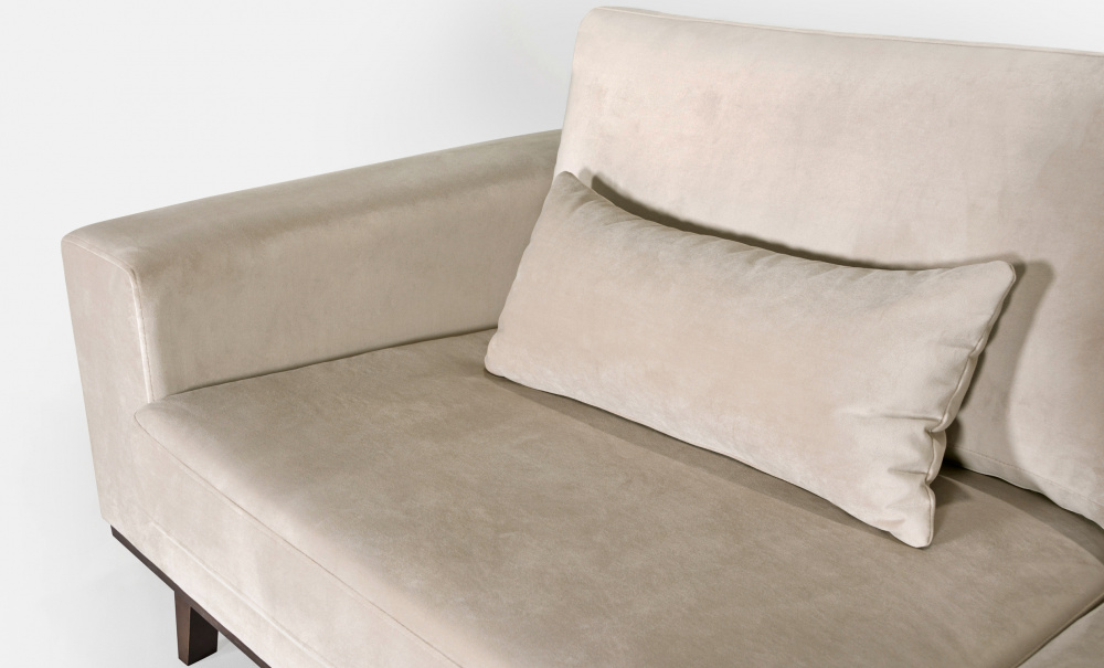 STOCKHOLM Divansoffa Hger Velvet Edition Mrkgr i gruppen Vardagsrum / Soffor / Divansoffor hos SoffaDirekt.se (ST3DRI96)