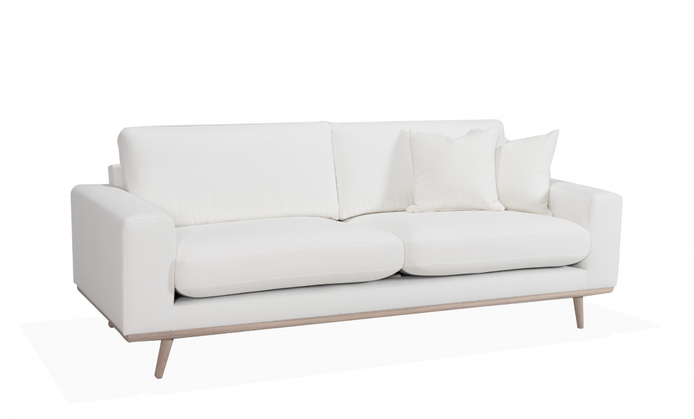 STOCKHOLM PREMIUM 3-sitssoffa Beige i gruppen Vardagsrum / Soffor / 3-sits soffor hos SoffaDirekt.se (ST3S-BABE)