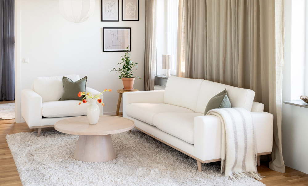 STOCKHOLM PREMIUM 3-sitssoffa Offwhite i gruppen Vardagsrum / Soffor / 3-sits soffor hos SoffaDirekt.se (ST3S-BAOW)