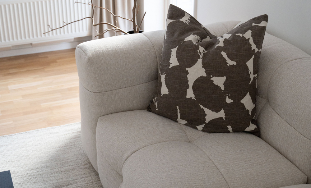 BELIZE 3-sitssoffa Offwhite i gruppen Vardagsrum / Soffor / 3-sits soffor hos SoffaDirekt.se (Y2121-3S-SD546-01)